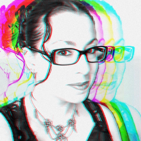 Meet your Posher, Cesca - Picture 2 of 2